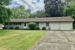 429 Grand St, Coldwater, MI 49036 - Photo 1