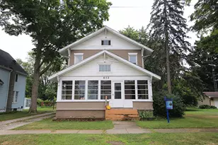 612 S Hooker Ave, Three Rivers, MI 49093 - Photo 1