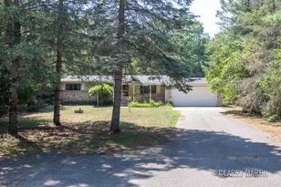 19843 W Almy Rd, Howard City, MI 49329 - Photo 1