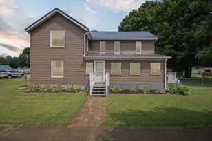 322 W Adams St, Homer, MI 49245 - Photo 1