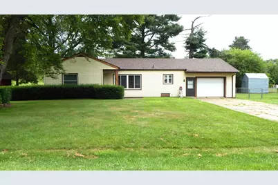 117 S Robin Avenue, Battle Creek, MI 49037 - Photo 1