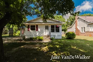 432 S Main St, Lawton, MI 49065 - Photo 1
