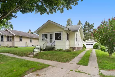 910 Bush Street, Jackson, MI 49202 - Photo 1