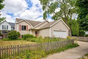 650 Lincoln Ave, Holland, MI 49423 - Photo 1