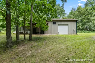 18 W Dick Rd, Fenwick, MI 48834 - Photo 1