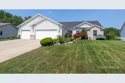 5661 Nancy Drive SW, Wyoming, MI 49418 - Photo 1