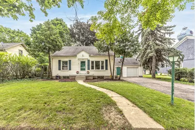 114 E Henry Street, Saline, MI 48176 - Photo 1