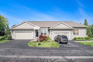 1183 Kensington St NW, Grand Rapids, MI 49534 - Photo 1