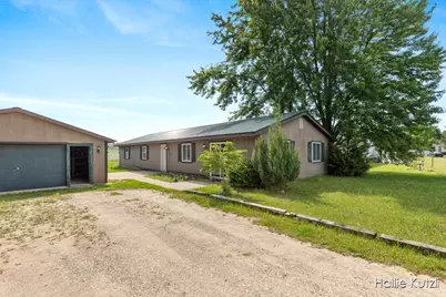 3230 Johnson Avenue, Newaygo, MI 49337 - Photo 1