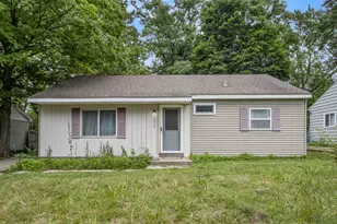 1014 Charlotte Ave, Kalamazoo, MI 49048 - Photo 1