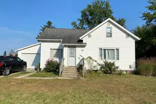 96 Harold St, Grant, MI 49327 - Photo 1
