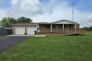 518 S Main St, Waldron, MI 49288 - Photo 1