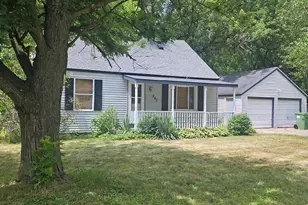 267 24th St N, Springfield, MI 49037 - Photo 1