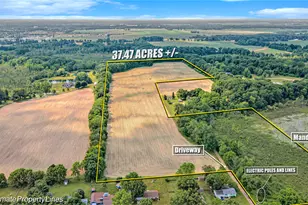 2264 Mandigo Ave, Vicksburg, MI 49097 - Photo 1