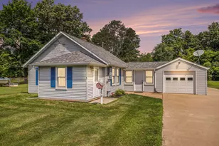 60 Kellogg St, Battle Creek, MI 49037 - Photo 1