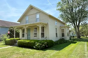 402 S Elm St, Three Oaks, MI 49128 - Photo 1