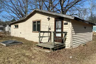 4077 2nd Ave, Newaygo, MI 49337 - Photo 1