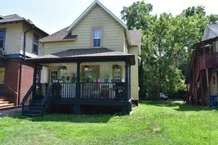 920 Washington Ave, Kalamazoo, MI 49001 - Photo 1