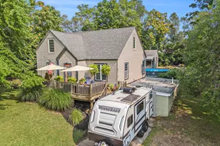 1421 Rosewood St, Jenison, MI 49428 - Photo 1