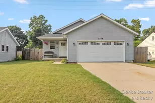 1314 Hollywood St NE, Grand Rapids, MI 49505 - Photo 1