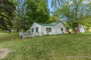 15026 Meddler Ave, Gowen, MI 49326 - Photo 1
