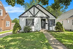 62 N La Vista Blvd, Battle Creek, MI 49015 - Photo 1