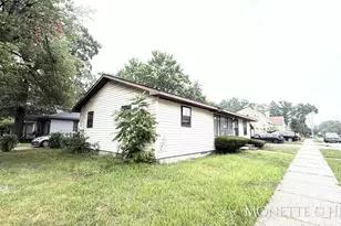 26 W Maplewood Ave, Muskegon Heights, MI 49444 - Photo 1