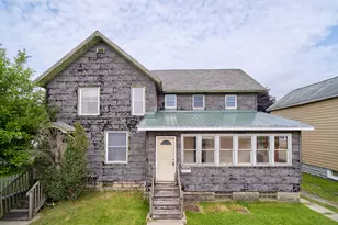 705 Kosciusko St, Manistee, MI 49660 - Photo 1