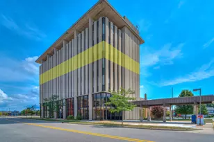 221 W Webster Ave, Muskegon, MI 49440 - Photo 1