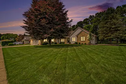 2540 Meadowbrook Lane, Jackson, MI 49201 - Photo 1