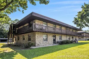 1826/1818 Sunnyside Dr, Kalamazoo, MI 49048 - Photo 1