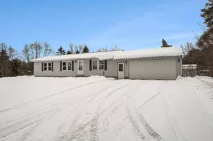 12662 120th Ave, Grand Haven, MI 49417 - Photo 1