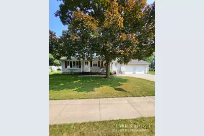 10910 North Drive, Fowler, MI 48835 - Photo 1