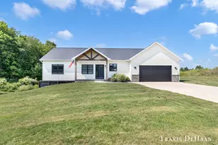 4837 Hidden Hills Dr Dr, Middleville, MI 49333 - Photo 1