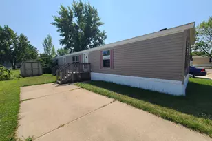 604 W John Beers Rd, Stevensville, MI 49127 - Photo 1