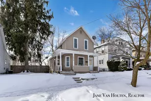 1212 Crosby St NW, Grand Rapids, MI 49504 - Photo 1