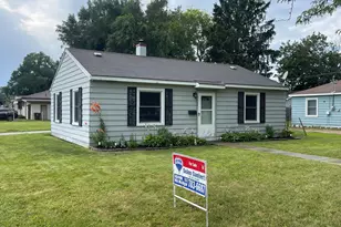 1109 Terpenning St, Albion, MI 49224 - Photo 1