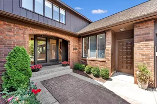 3139 Middlegate Dr SE, Grand Rapids, MI 49546 - Photo 1