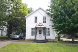 142 River St, Hillsdale, MI 49242 - Photo 1