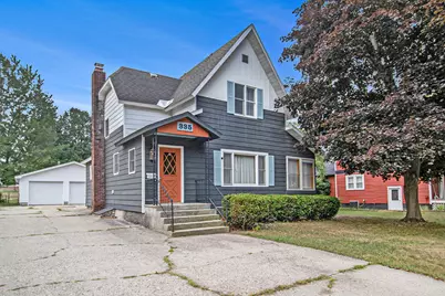 335 W Todd Avenue, Reed City, MI 49677 - Photo 1