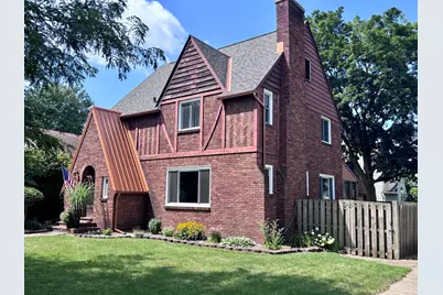301 Michigan Avenue, Sturgis, MI 49091 - Photo 1
