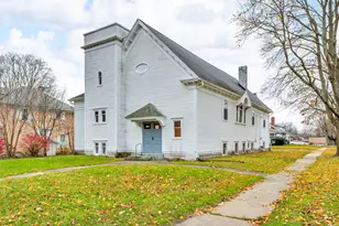 509 Griswold St, Jackson, MI 49203 - Photo 1