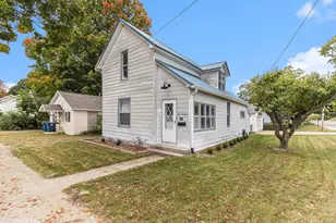 413 N Maple St, Shelby, MI 49455 - Photo 1