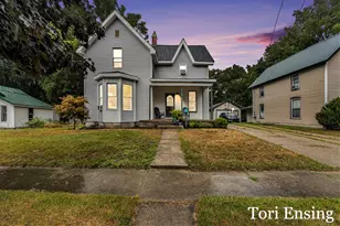 214 W Montcalm St, Greenville, MI 48838 - Photo 1