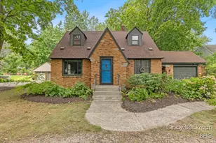 704 Lugers Rd, Holland, MI 49423 - Photo 1