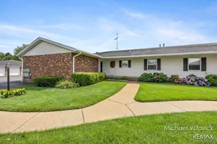 1839 Elizabeth Ln E, Jenison, MI 49428 - Photo 1