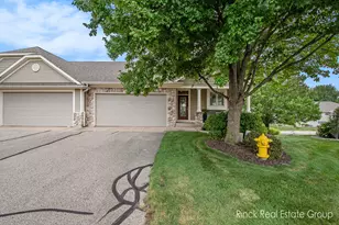 3845 Canterbury Dr, Hudsonville, MI 49426 - Photo 1