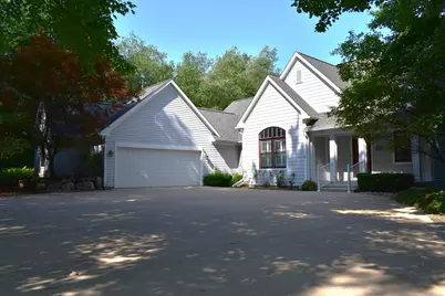 4785 Cottagewood #1 & 2, Kalamazoo, MI 49048 - Photo 1