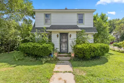 702 Charlotte Avenue, Kalamazoo, MI 49048 - Photo 1