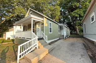 899 W Southern Ave, Muskegon, MI 49441 - Photo 1